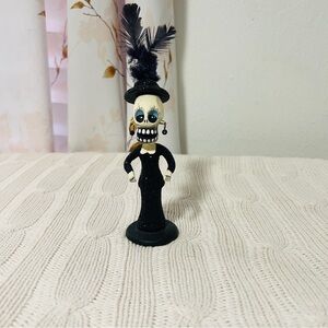 Day Of the Dead Elegant Catrina in Black Glitter and Black Feather Hat EUC